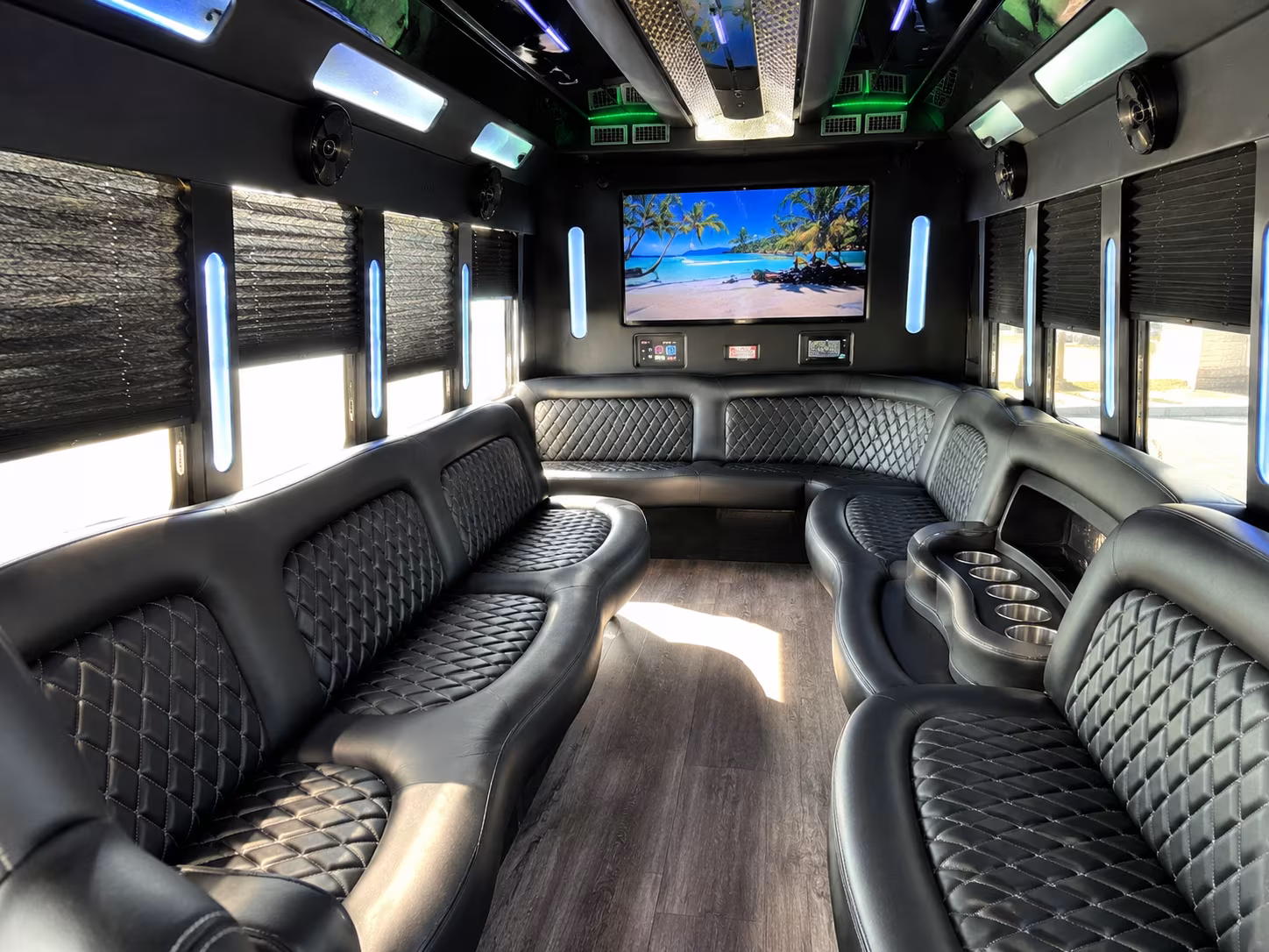 Oakland Prom & Homecoming Transportation group transportation