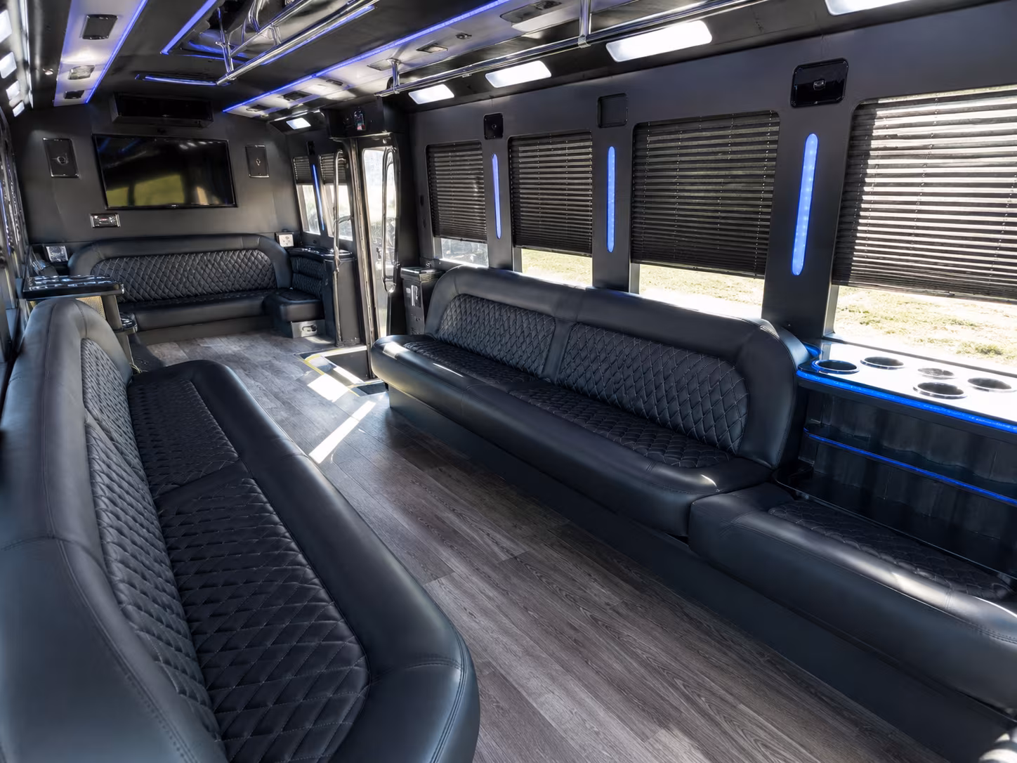 Oakland Prom & Homecoming Transportation onboard seating